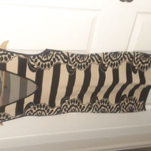 Jealous Tomato, L, Tan and Black